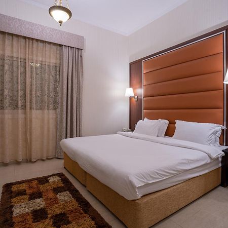Vista City Hotel Dubai Exterior photo