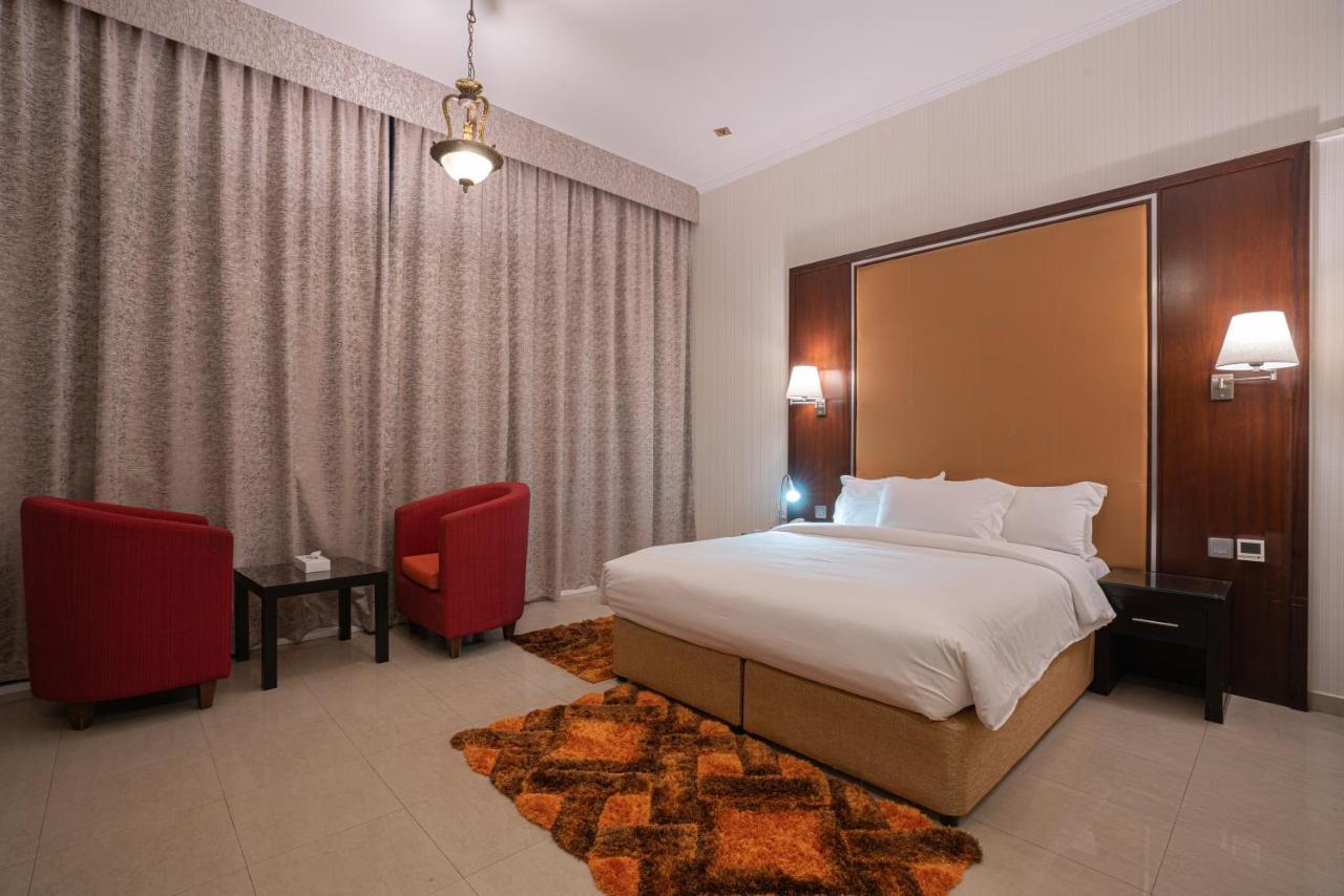Vista City Hotel Dubai Exterior photo