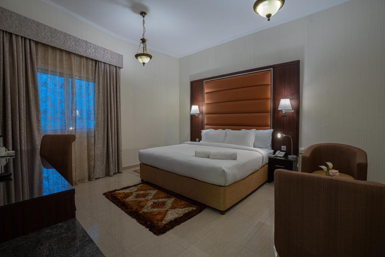 Vista City Hotel Dubai Exterior photo