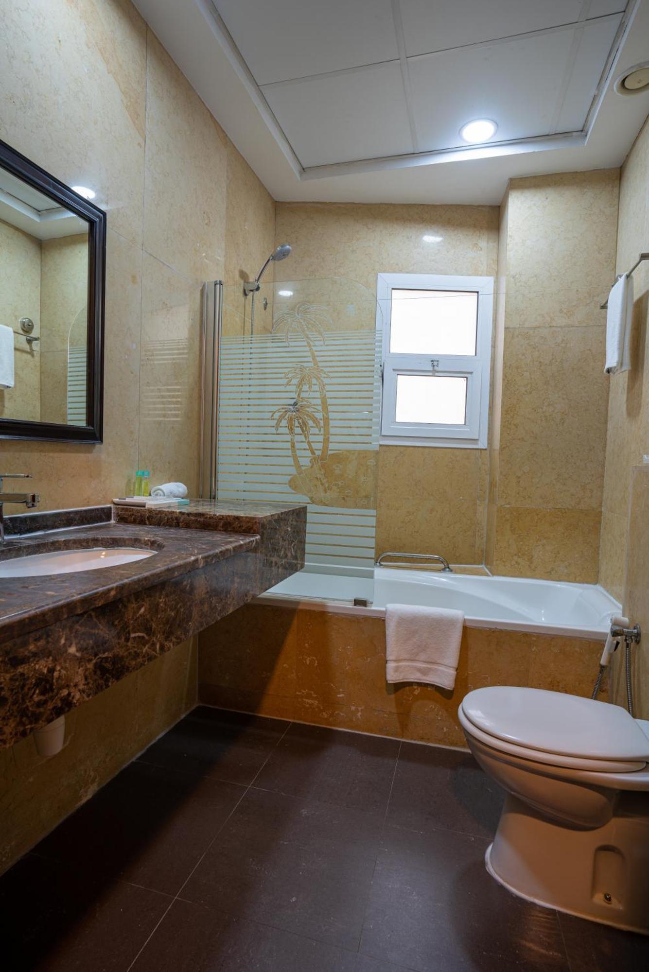 Vista City Hotel Dubai Exterior photo