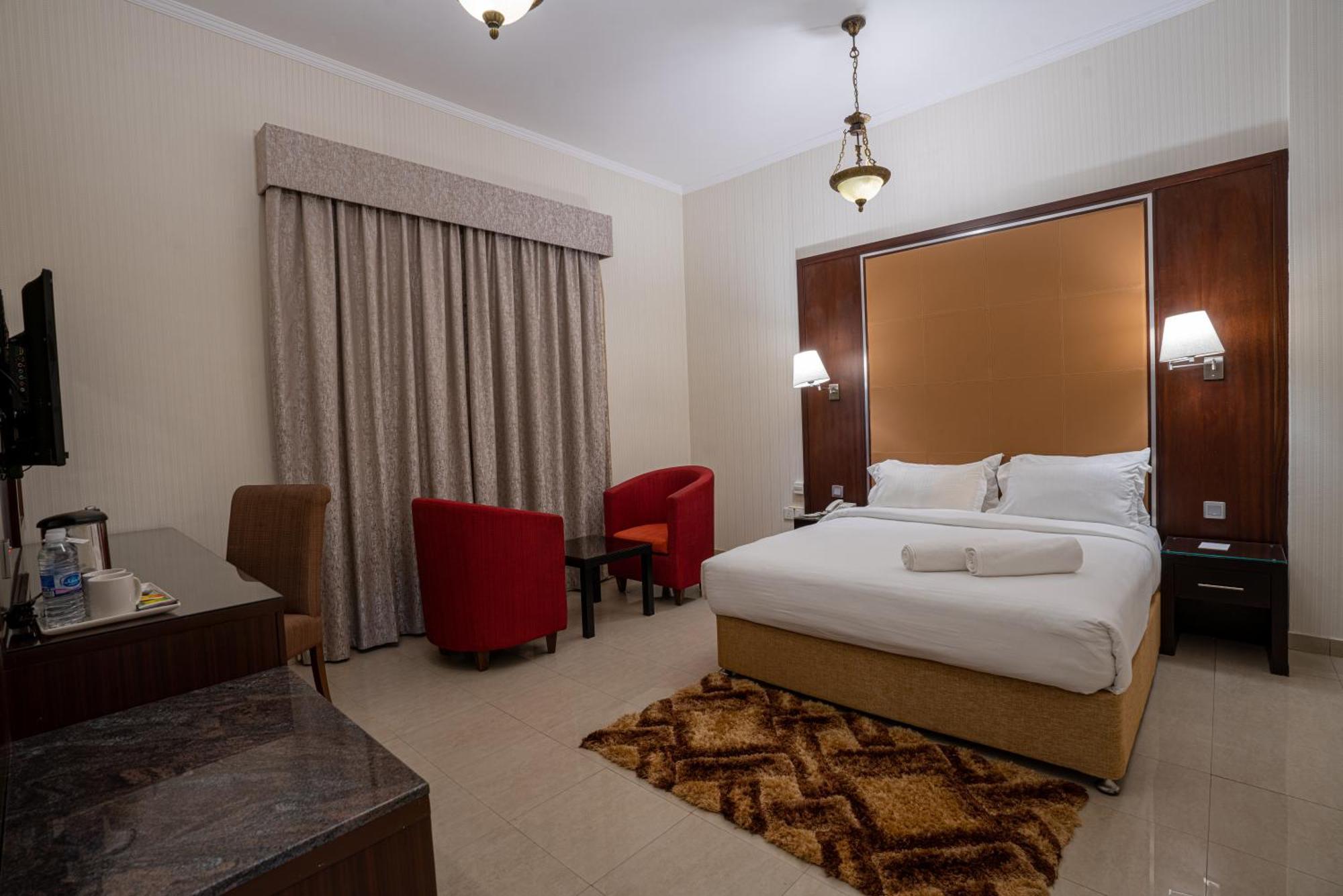 Vista City Hotel Dubai Exterior photo